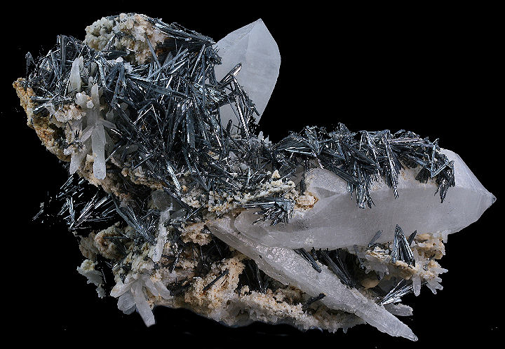 Stibnite on Quartz